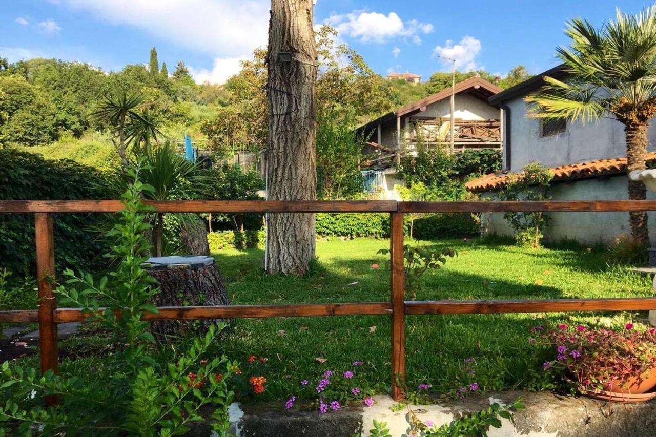 Villa 13 Via Pavone Zafferana Etnea Exterior foto